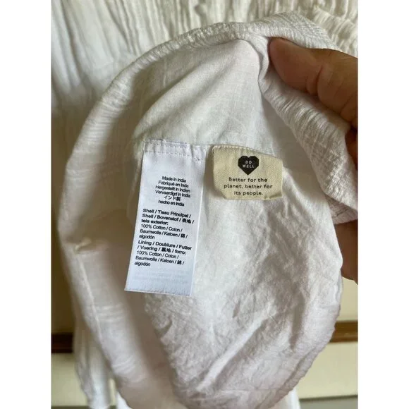 Elegant White Puff Sleeve Dress - Picture 7 of 10